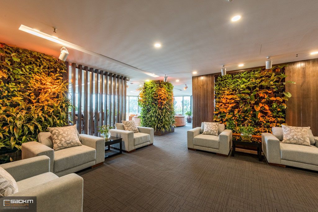 Mẫu thiết kế nội thất văn phòng này được cải tạo từ một mặt bằng có sẵn.