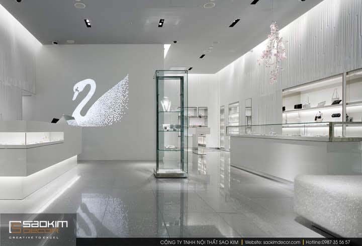 Thiết kế showroom được trang trí với rất nhiều các tạo hình của pha lê